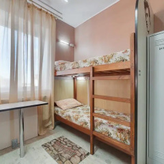 Хостел Стиляги Кровать в общем номере с двухъярусной кроватью фото 4