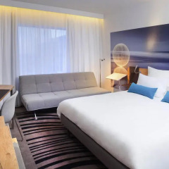 Отель Novotel Wroclaw Centrum 4* Улучшенный номер с различными типами кроватей фото 4
