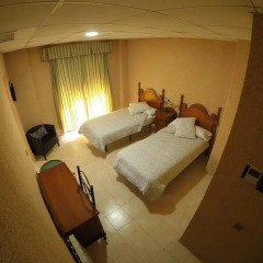 Отель Hostal La Casa de Enfrente Стандартный номер двуспальная кровать фото 2