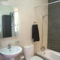 Отель Tulip Court Penthouse ванная