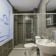 Cheers Hostel Номер Делюкс с различными типами кроватей фото 12