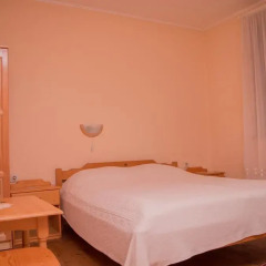 Отель Bobi Guest House 2* Стандартный номер с двуспальной кроватью фото 11