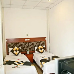 Hanoi Asia Guest House Hotel 2* Улучшенный номер