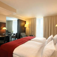 Отель NH Collection Berlin Mitte Am Checkpoint Charlie 4* Стандартный номер с разными типами кроватей фото 37
