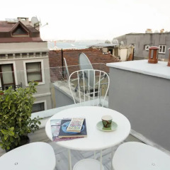 Downtown Istanbul Hostel Кровать в общем номере с двухъярусной кроватью фото 3