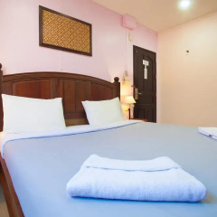 Отель Baan Sutra Guesthouse 3* Стандартный номер с различными типами кроватей фото 18