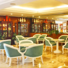 Отель Aloha Hotel Филиппины, Манила - 2 отзыва об отеле, цены и фото номеров - забронировать отель Aloha Hotel онлайн гостиничный бар