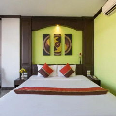 Отель Patong Buri 3* Улучшенный номер с различными типами кроватей фото 6