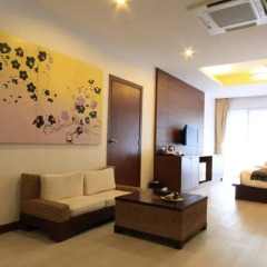 Отель Ramada by Wyndham Aonang Krabi 4* Улучшенный номер с различными типами кроватей