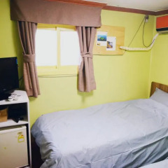 Yakorea Hostel Itaewon Номер Делюкс фото 6