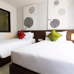Отель Aspira Prime Patong 3* Улучшенный номер двуспальная кровать фото 11