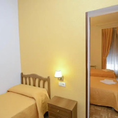 Отель Hostal Edreira комната для гостей фото 3