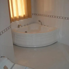 Hoang Loc Hotel 3* Люкс с различными типами кроватей фото 5