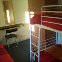Отель Hostels MeetingPoint 2* Кровать в женском общем номере с двухъярусной кроватью фото 2