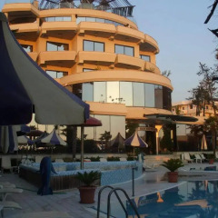 Vela Hotel бассейн