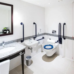 Отель Hampton by Hilton York ванная фото 2