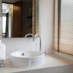 Отель Baan Silom Soi 3 2* Улучшенный номер с разными типами кроватей фото 7