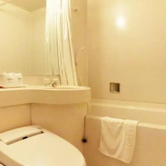 Отель GreenHotel Kitakami Япония, Китаками - отзывы, цены и фото номеров - забронировать отель GreenHotel Kitakami онлайн ванная фото 2