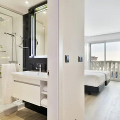 Tryp Barcelona Apolo Hotel 4* Номер категории Премиум с двуспальной кроватью фото 2