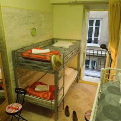 Victoria House - Hostel Кровать в общем номере с двухъярусной кроватью фото 3