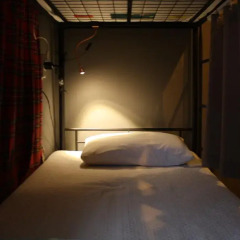 Mr.Comma Guesthouse - Hostel Кровать в общем номере с двухъярусной кроватью фото 11