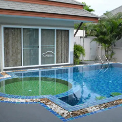 Отель 4 BR Pool Villa Gated Village бассейн