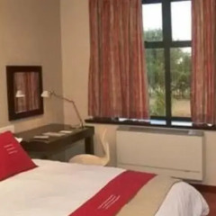 Отель Peermont Metcourt Inn At The Grand Palm Габороне удобства в номере