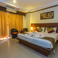 Sharaya Patong Hotel 3* Номер Делюкс с различными типами кроватей фото 4