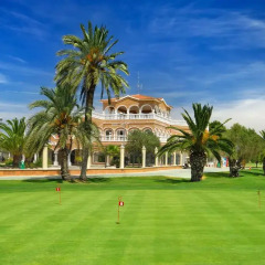Отель Apartamentos y Villas Oliva Nova Golf Resort Испания, Олива - отзывы, цены и фото номеров - забронировать отель Apartamentos y Villas Oliva Nova Golf Resort онлайн спортивное сооружение