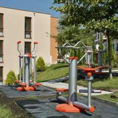 Апартаменты Crown and Imperial Fort Apartments фитнесс-зал
