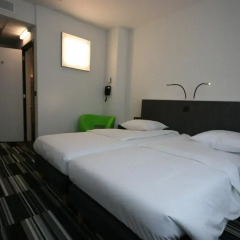 Отель Maxhotel комната для гостей фото 3