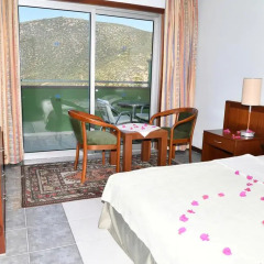 Happy Hotel Kalkan 4* Улучшенный номер с различными типами кроватей фото 5