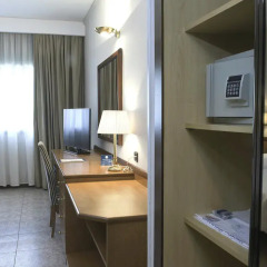 Отель Ciudad de Castelldefels 3* Стандартный номер с различными типами кроватей фото 2