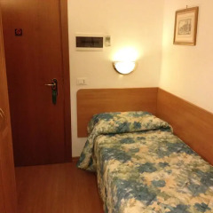Tirreno Hotel 3* Стандартный номер с различными типами кроватей фото 3