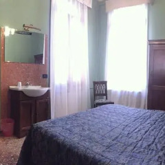 Hotel Pensione Guerrato Стандартный номер с двуспальной кроватью (общая ванная комната) фото 12