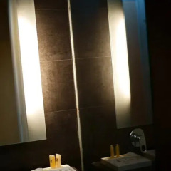 Отель Swiss-Belinn Legian 3* Улучшенный номер с различными типами кроватей фото 11