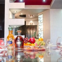 Отель Penthouse in Republic Square гостиничный бар