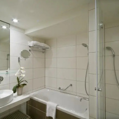 Отель B-aparthotel Grand Place 3* Представительский номер с различными типами кроватей