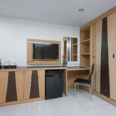 The Allano Phuket Hotel 3* Улучшенный номер с различными типами кроватей фото 5