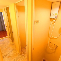 Отель TKT's Row House Стандартный номер с различными типами кроватей фото 3