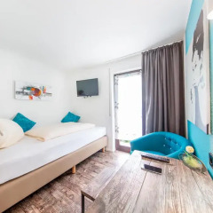 Hotel Sirrah 3* Номер категории Эконом с различными типами кроватей фото 3