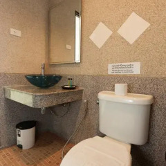 Отель Bangtao Kanita House 2* Улучшенный номер с двуспальной кроватью фото 9