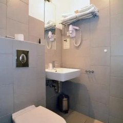 Garden Hotel 3* Стандартный номер с различными типами кроватей фото 10
