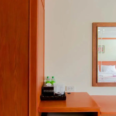 Отель Phaithong Sotel Resort 3* Улучшенный номер с двуспальной кроватью фото 9