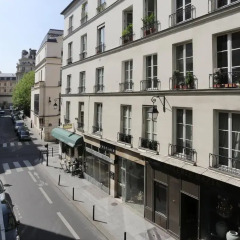 Отель Beaune Prestige Apartment Франция, Париж - отзывы, цены и фото номеров - забронировать отель Beaune Prestige Apartment онлайн балкон