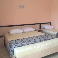 Гостиница Guest House Briz в Анапе отзывы, цены и фото номеров - забронировать гостиницу Guest House Briz онлайн Анапа комната для гостей фото 3