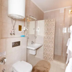 Гостиница Для Вас 4* Семейный люкс с двуспальной кроватью фото 27