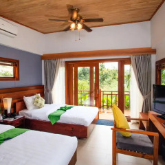 Mayura Hill Hotel & Resort 4* Улучшенная вилла с различными типами кроватей фото 4