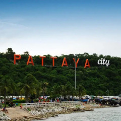 Signature Pattaya Hotel пляж
