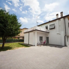 Отель La Fonte Appartamenti Италия, Абано-Терме - отзывы, цены и фото номеров - забронировать отель La Fonte Appartamenti онлайн парковка